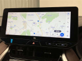 純正ナビを装備。タッチパネル式で使いやすく、お出かけもラクラクです。