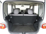 ◆フル乗車でもしっかり荷物を収納出来るラゲッジスペースです。普段の買い物でしたらしっかり積める十分な荷室スペースが確保されています。