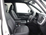運転席廻りです。