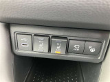 運転席&助手席にシートヒーター付いてます。寒い日に助かります