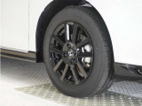 認定中古車では、厳しいHonda認定基準をクリアした厳選されたHonda認定中古車のみ、取り扱っております。「ご購入前の安心」「納車後の信頼」を車両と一緒に提供しております。