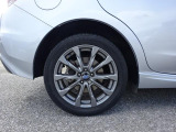 SUBARU認定U-Carは、全車12ヶ月点検、車検などの法定点検を実施。スバル専門メカニックが確かな技術で最大88項目にわたりチェックしており品質、安心を支えます!