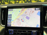 【BIG-X11インチナビ】人気の大画面BIG-Xナビを装備。専用設計で車内の雰囲気にマッチ!ナビ利用時のマップ表示は見やすく、テレビやDVDは臨場感がアップ!いつものドライブがグッと楽しくなります♪