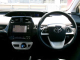 ご購入の車両には、ご納車前に室内の除菌・消臭を施行いたします。※ただし、すべての臭いを消臭できるわけではございませんので、あらかじめご了承ください。