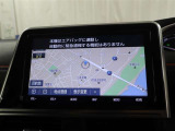 メモリーナビです。目的地までストレスフリーで案内します。タッチパネルで使いやすいです。