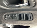 運転席ドアスイッチ