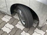 タイヤの溝もございます。
