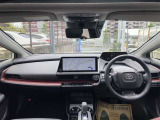 ブラックを基調とした内装です。