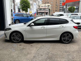 サービスにはドイツ本国と同様に教育と訓練を受け、BMWを知り尽くした「マイスターメカニック」が数多く在籍しております。納車前点検整備で、お客様に安心と安全をお届けいたします。