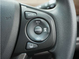 ◆アダプティブクルーズコントロール◆予め設定した車速内でクルマが自動的に加減速。前走車との適切な車間距離を維持しながら追従走行します。【LKAS】車線維持支援システムでステアリング操作を支援。