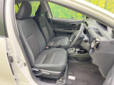 運転席シート廻りは使用感も少なく、良好な状態となっています。丁寧に使われていたことがよくわかりますね。