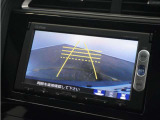 ◆リアワイドカメラシステム◆3種類の表示で後方確認をサポート♪セレクトレバーを「R」の位置に入れるとカメラ画像に切り替え。ノーマルビューでは従来のリアカメラと同様の標準的なビューで表示します!