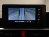 スマートキー付きです。スマートキーとは鍵を車に差し込まなくても、ドアノブを触ったりするだけで、ドアロックを解錠できます。これが凄く便利なんですよ。