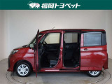 両側スライドドアを採用しています、助手席側は電動式で運転席から開閉できます。(運転席側は手動式です。)