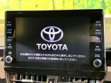 【純正ナビ】人気の純正ナビを装備しております。ナビの使いやすさはもちろん、オーディオ機能も充実!キャンプや旅行はもちろん、通勤や買い物など普段のドライブも楽しくなるはず♪