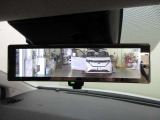 安全確認とスムーズな駐車をサポート!車庫入れが苦手な方でもこれで安心です。