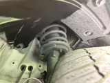 お車を安心してお乗りいただく為には、足回りの定期点検が欠かせません。サービスサポート(有償保証)では無料点検もご提供しており、安心のカーライフをお過ごしいただけるサポート体制が整っています。