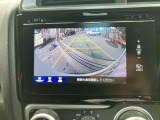バックカメラ付なので車庫入れも安心