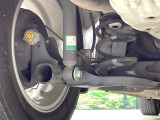 お車を安心してお乗りいただく為には、足回りの定期点検が欠かせません。サービスサポート(有償保証)では無料点検もご提供しており、安心のカーライフをお過ごしいただけるサポート体制が整っています。