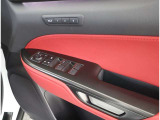 操作性が良い、運転席ドアスイッチ!