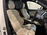 XC90 B6 AWD Rデザイン 4WD 4WD 本革シート