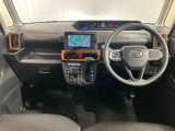 【運転席・助手席】スッキリとしたハンドル周りで使い勝手がいいです★