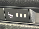 【シートヒーター】寒い日に重宝するシートヒーター!エアコンより早く温まってくれるので寒がりの人も安心ですね♪エアコンの温風は乾燥するから苦手、という方にもをおすすめです。