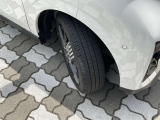 タイヤの溝もございます。
