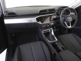 Audiのインテリアはエクステリア同様、優れたデザイン性とクオリティ、そして機能性を兼ね備えております。