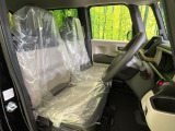 運転席シート廻りは使用感も少なく、良好な状態となっています。丁寧に使われていたことがよくわかりますね。