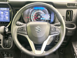 【純正革巻きステアリング】上質な革を使用することで、手にしっかり馴染みとても運転しやすいハンドルです♪