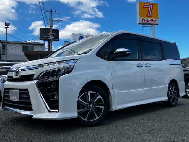 ヴォクシー 2.0 ZS 煌