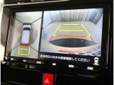 バックガイドモニターで、後方を確認しながら安心して駐車することができます。運転初心者も熟練者も必須の機能ですよ!