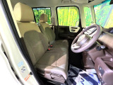運転席シート廻りは使用感も少なく、良好な状態となっています。丁寧に使われていたことがよくわかりますね。