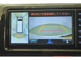 専用のカメラにより、上から見下ろしたような視点で360度クルマの周囲を確認することができます☆縦列駐車や幅寄せ時に活躍してくれます