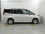 この度は、当社の展示車をご覧いただきまして、誠に有難うございます。自信をもってお勧めできる車となりますので、ごゆっくりご覧頂きたいと思います。