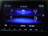 ホンダ純正ギャザズディスプレイオーディオ。フルセグTV、Bluetoothオーディオ対応でお気に入りの音楽をお楽しみいただけます。