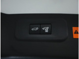 ハンズフリーパワーバックドア(挟み込み防止機能・停止位置メモリー機能付)