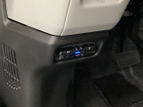 ビルトインタイプの【ETC】で見た目もスッキリ。高速道路の利用にとても便利です。