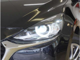 【LEDヘッドライト】省電力で長寿命の明るく運転しやすいLEDヘッドランプです。明るく照らすので暗い夜道からお客様を守ってくれます。お近くの広島マツダまでお越しください。