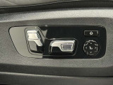 フロント電動シート操作スイッチ