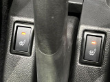【シートヒーター】寒い日に重宝するシートヒーター!エアコンより早く温まってくれるので寒がりの人も安心ですね♪エアコンの温風は乾燥するから苦手、という方にもをおすすめです。