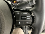 【アダプティブ・クルーズ・コントロール】予め設定した車速内でクルマが自動的に加減速。 前走車との適切な車間距離を維持しながら追従走行し、高速道路でのドライバーの疲労を軽減してくれる嬉しい機能付♪