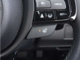 ◆ステアリングヒーター装備◆寒い季節に役立つのが、このステアリングヒーターです。こんな装備が付いている車は、なかなかないですよ。