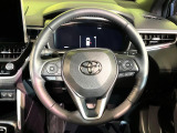 【純正革巻きステアリング】上質な革を使用することで、手にしっかり馴染みとても運転しやすいハンドルです♪