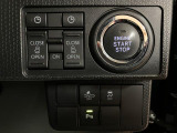 リヤのスライドドアを電動で開閉することが可能になっています☆運転席からもリモコンキーからもドアのハンドルからも開閉が可能です☆