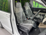 もちろん車内はキレイです♪よりクリーンな状態をキープしたいお客様には『ナノゾーンコート』がおすすめ!新型コロナウイルス対策や、除菌・消臭に効果を発揮し多くの方にご好評いただいております。