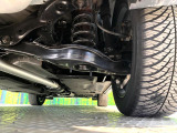 お車を安心してお乗りいただく為には、足回りの定期点検が欠かせません。サービスサポート(有償保証)では無料点検もご提供しており、安心のカーライフをお過ごしいただけるサポート体制が整っています。