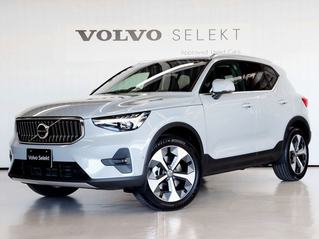XC40 ウルトラ B4 AWD 4WD 