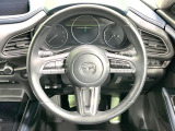 【純正革巻きステアリング】上質な革を使用することで、手にしっかり馴染みとても運転しやすいハンドルです♪